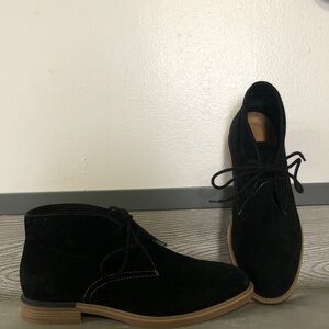 Hush Puppies Black Suede Booties